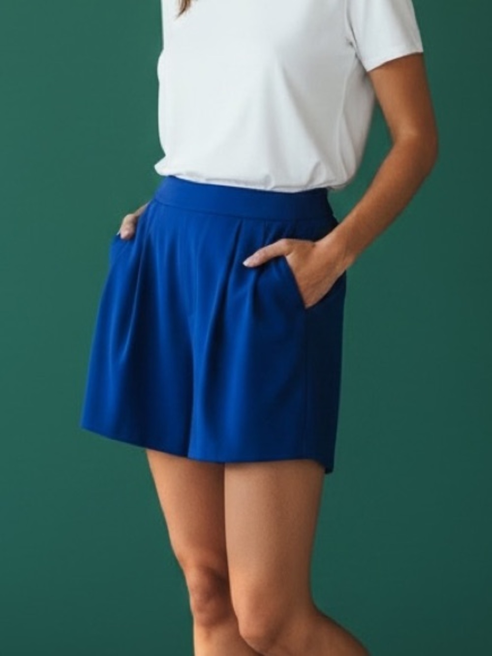 Jennifer Lopez (JLO) Pleated Dress Shorts in Cobalt Blue- Size 6